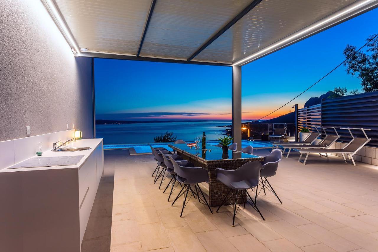 Villa Belvedere With Heated Pool, Billiards, Media Room, Sea Views,10 Pax Omiš Kültér fotó
