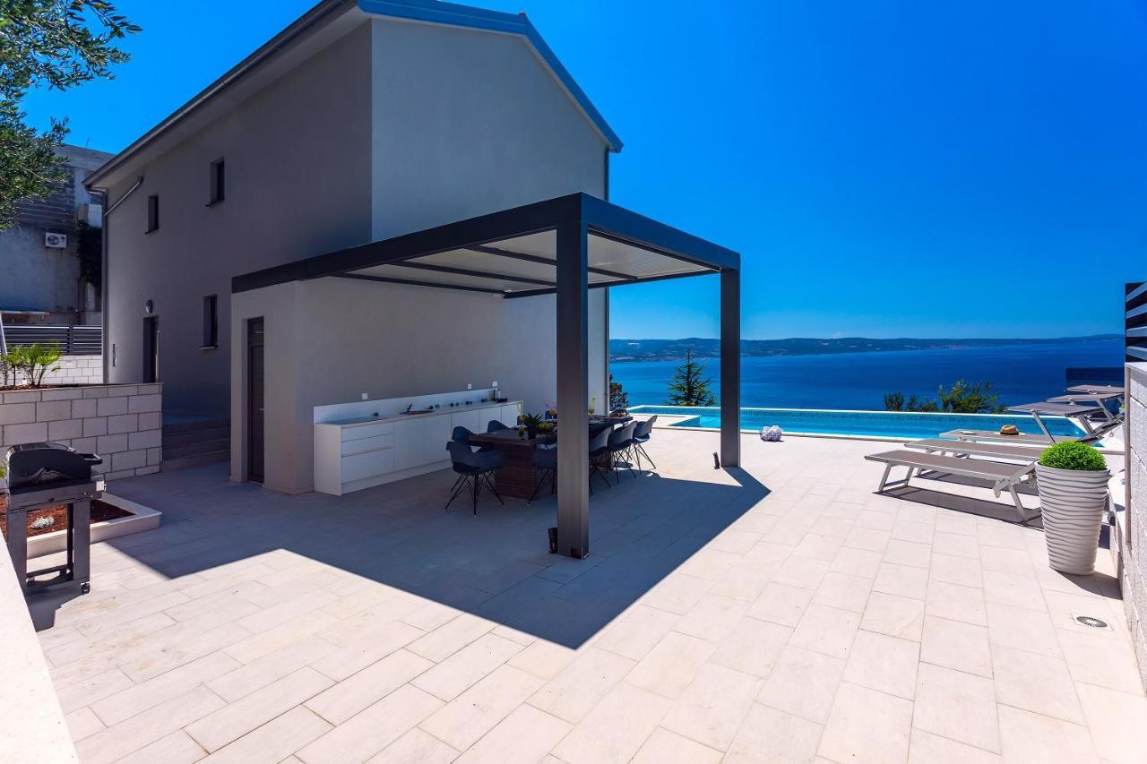 Villa Belvedere With Heated Pool, Billiards, Media Room, Sea Views,10 Pax Omiš Kültér fotó